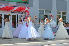 День села Щелкун. Парад невест